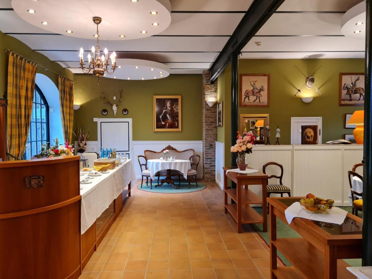 Kleeburg Hotel Ойскирхен Екстериор снимка