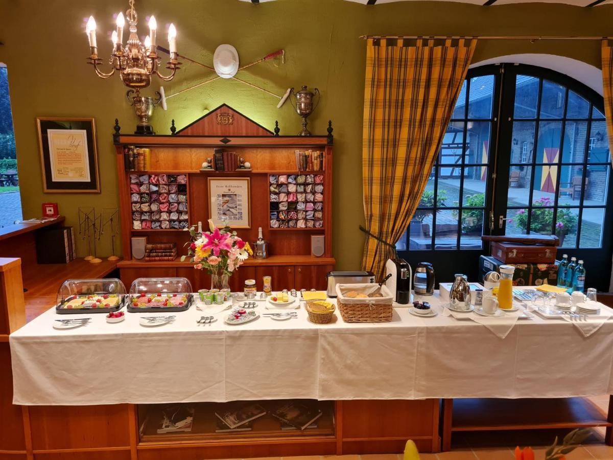 Kleeburg Hotel Ойскирхен Екстериор снимка