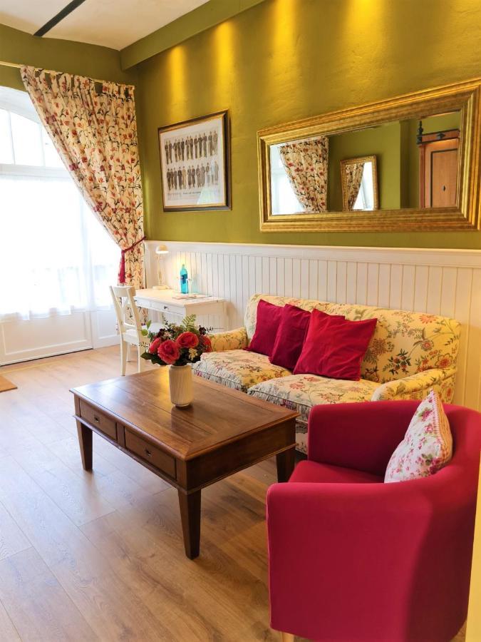 Kleeburg Hotel Ойскирхен Екстериор снимка