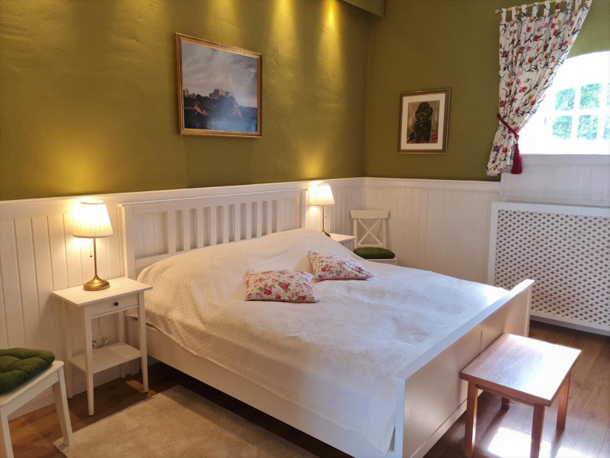 Kleeburg Hotel Ойскирхен Екстериор снимка