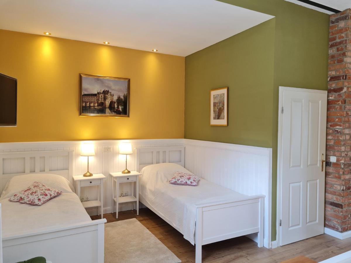 Kleeburg Hotel Ойскирхен Екстериор снимка