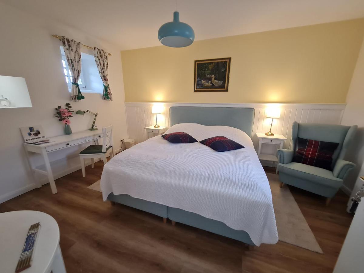 Kleeburg Hotel Ойскирхен Екстериор снимка